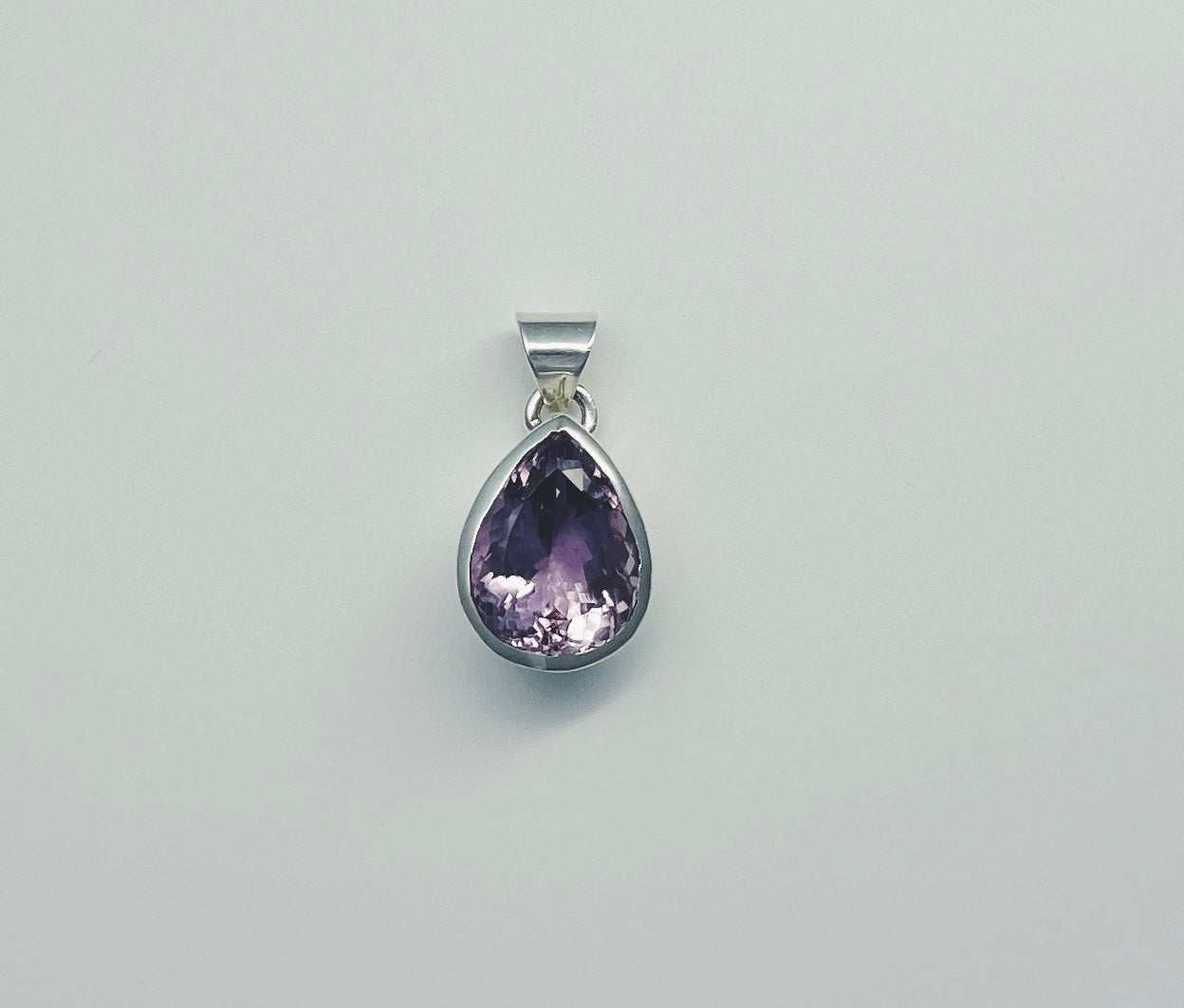 AMETHYST DROP I