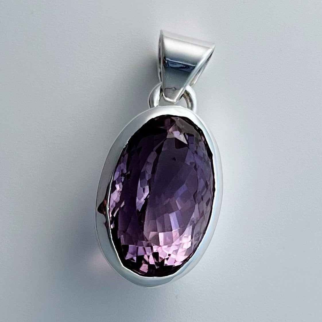 AMETHYST OVAL I