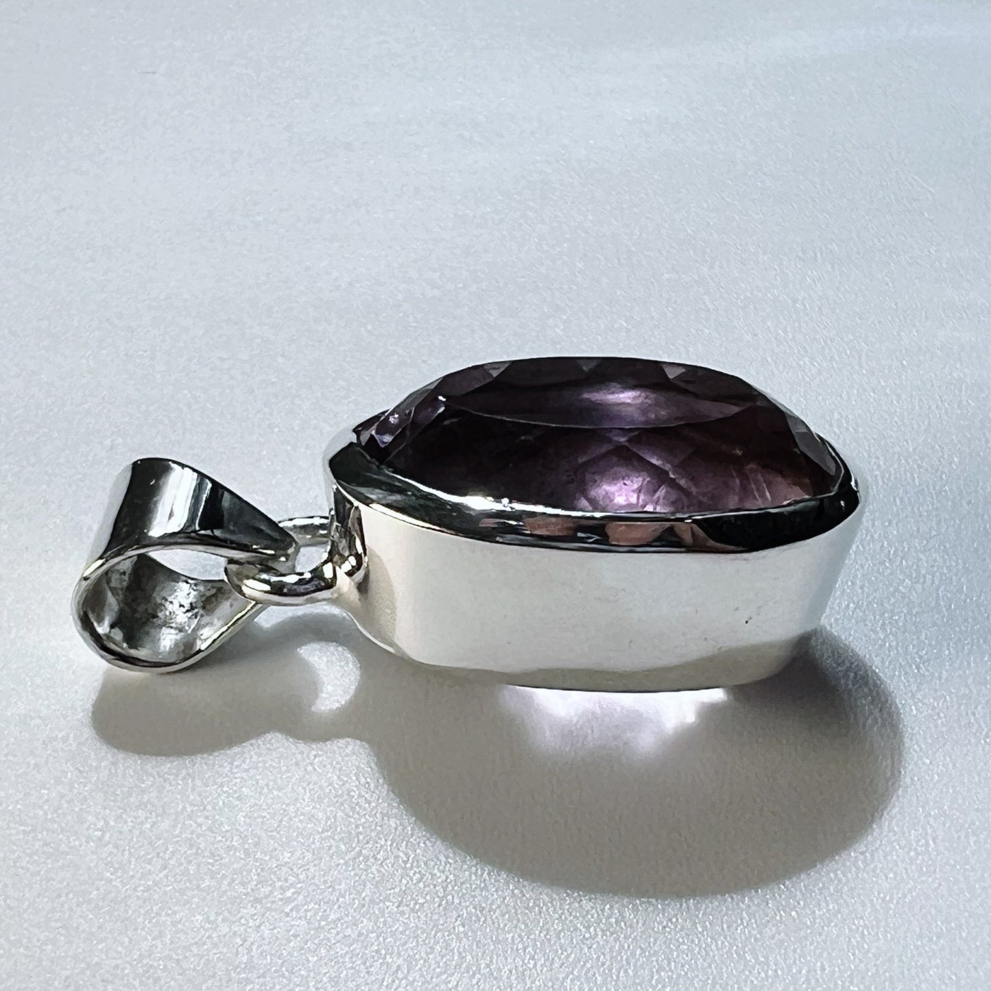 AMETHYST OVAL I