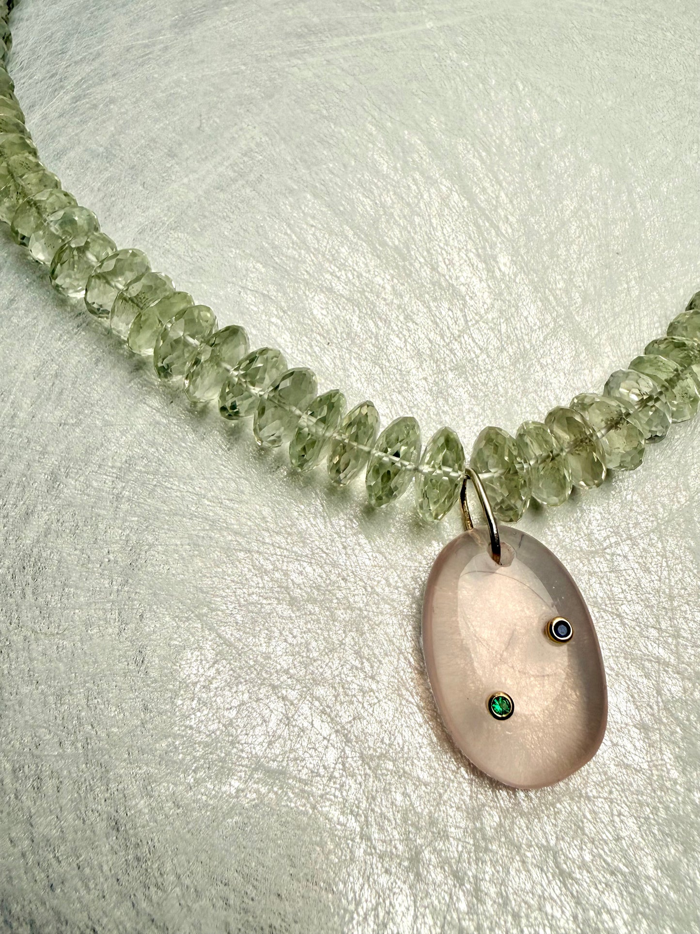 MOSS with Rosequartz Charm