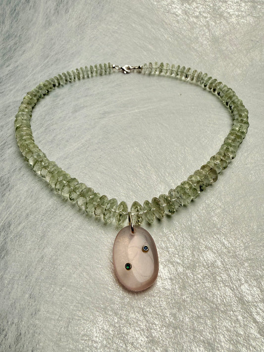 MOSS with Rosequartz Charm