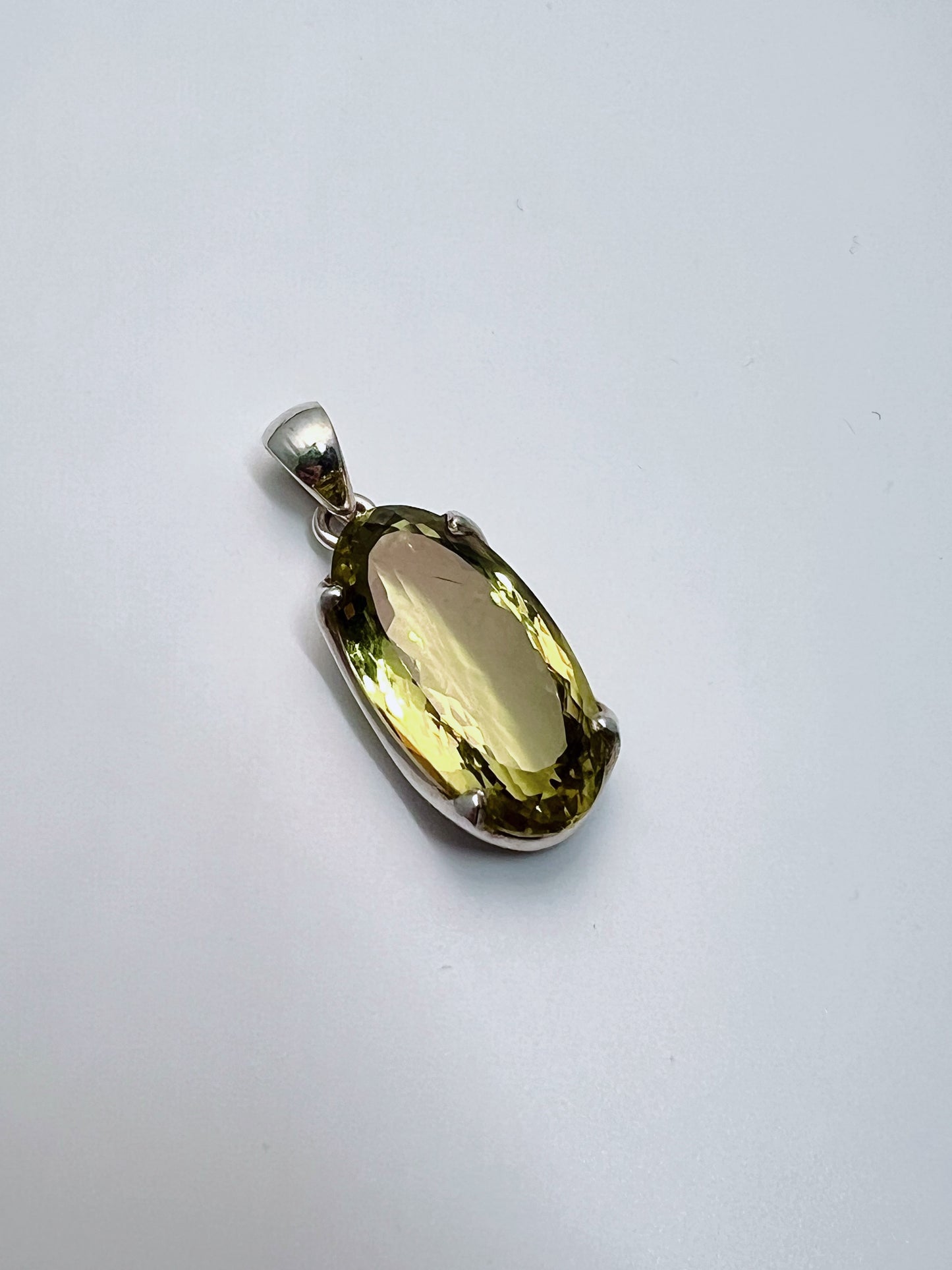 LEMON QUARTZ OVAL I