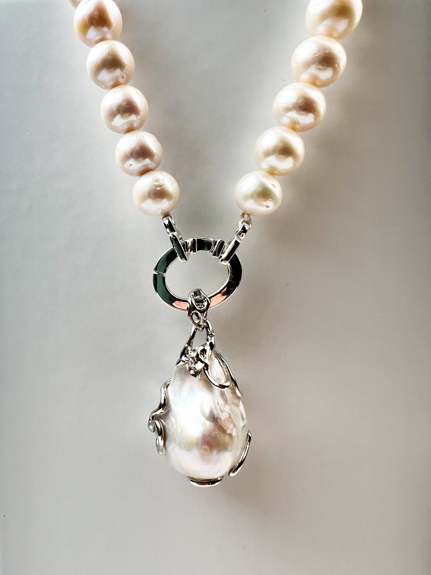 BAROQUE PEARL I